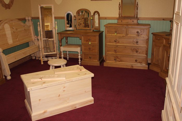 Blanket box